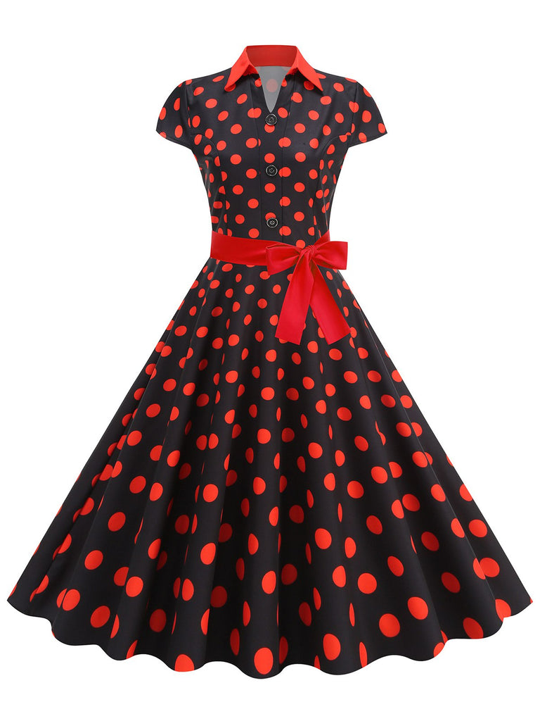 Robe trapèze à pois et nœud à revers des années 1950