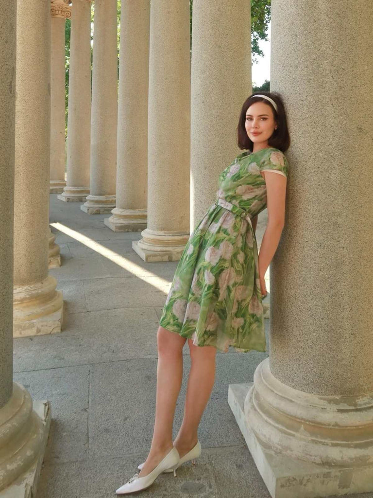 Robe rose peinte à l'huile verte des années 1960