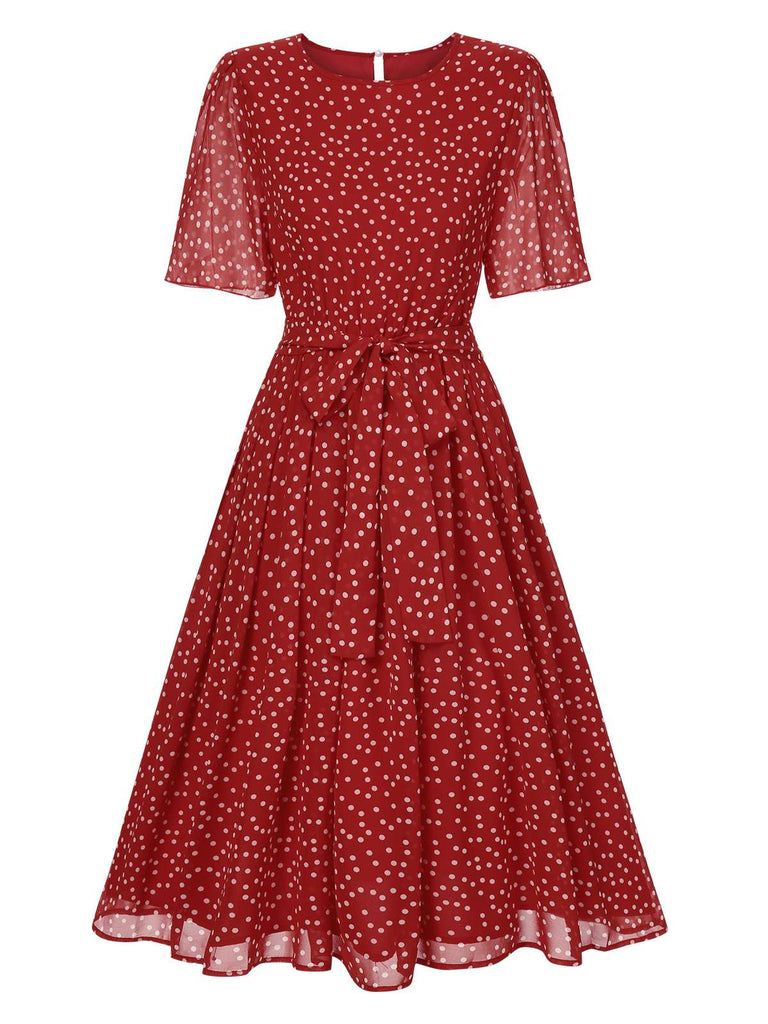 Robe rouge à pois en mousseline de soie avec ceinture des années 1940