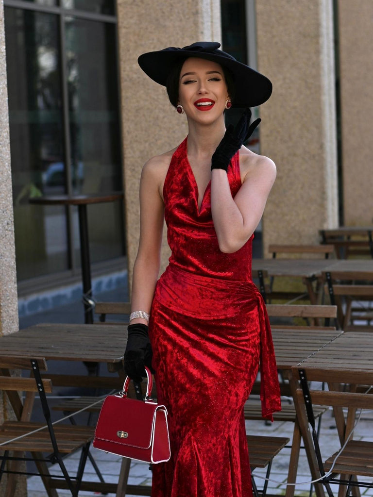 Robe sirène rouge foncé à col bénitier pailleté des années 1930