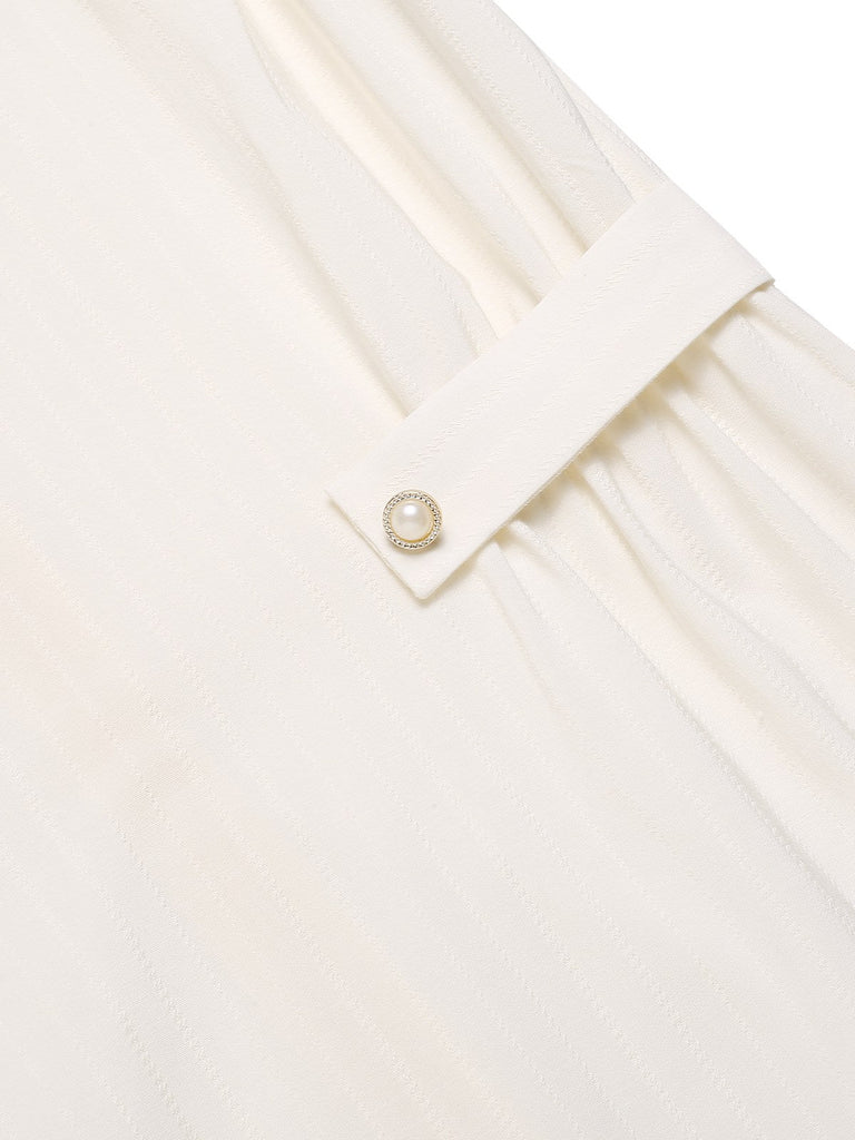 [Pré-vente] Robe blanche crème à col carré brodée des années 40