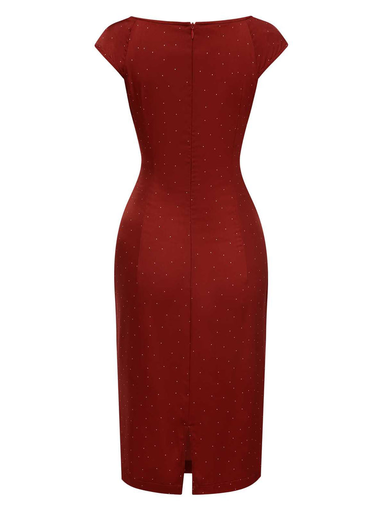 Robe rouge en satin à boutons ajourés des années 1960