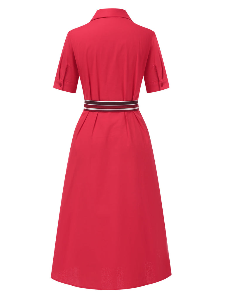 Robe rouge à ceinture et à revers rayés des années 40