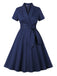 Robe en coton bleu à revers attache à la taille des années 1950