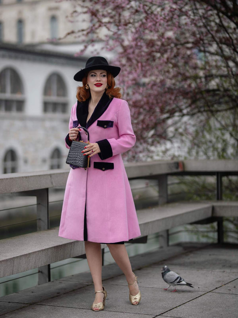 Manteau boutonné en patchwork de velours rose années 1950